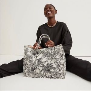 H&M Jacquard Tote